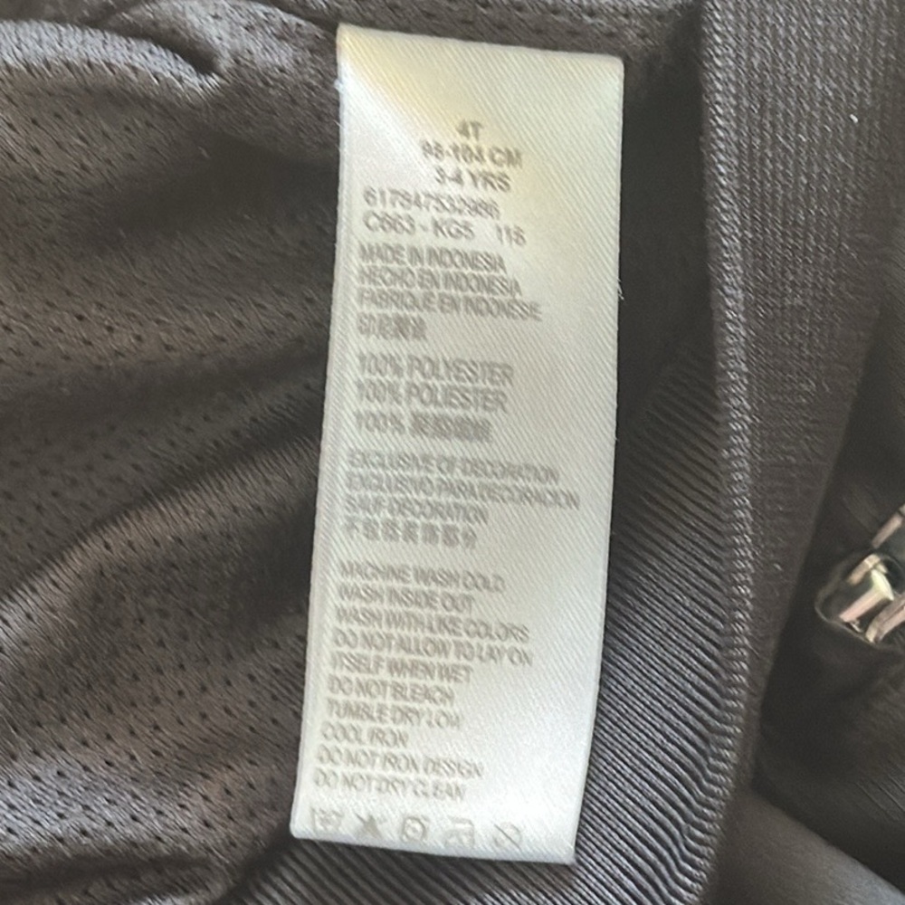 Nike Kids Black Hooded Jacket 4T zip up - Picture 6 of 7